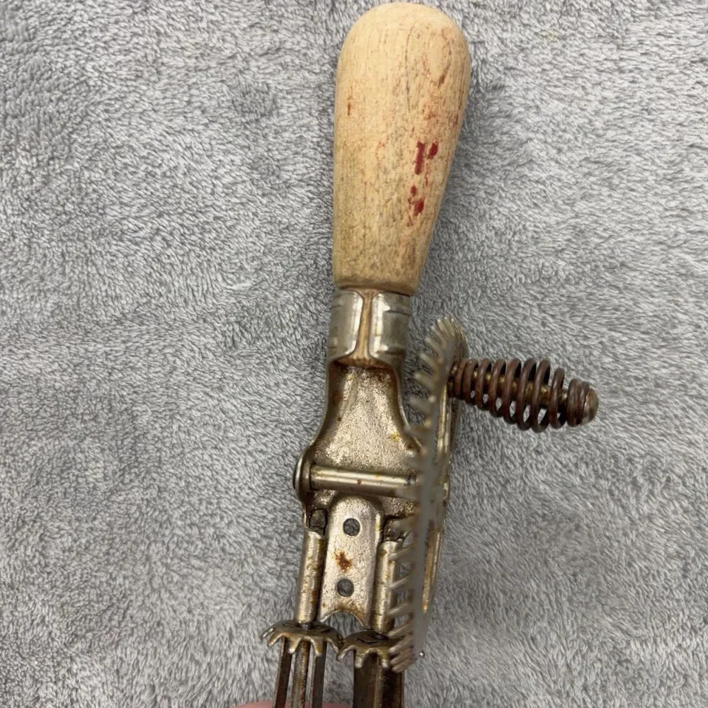 Vintage A & J Red Handle Egg Beater Hand Mixer Made in America Steel Works 1923